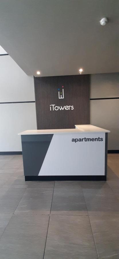 Urban Awe Apartment- Itowers 18Th Floor Gaborone Eksteriør billede